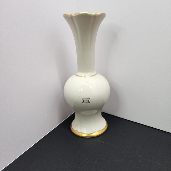 Vintage Baxter Pickard Porcelain Bud Vase White 24K Gold Trim 6.7 inch Made In U - Picture 1 of 8